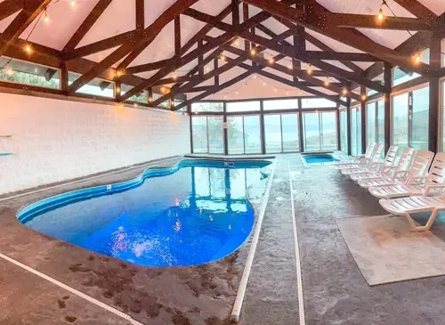 Patagonia poolhouse